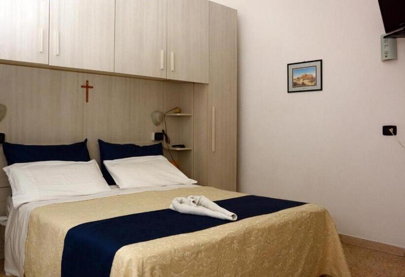 スタンダードルーム, Dea Della Salute