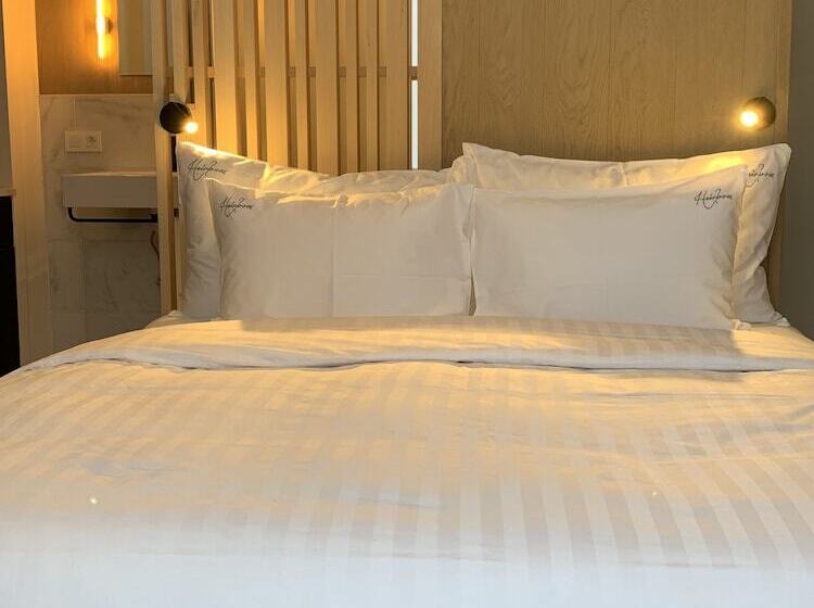 デラックスルーム, Heirloom The Mansion