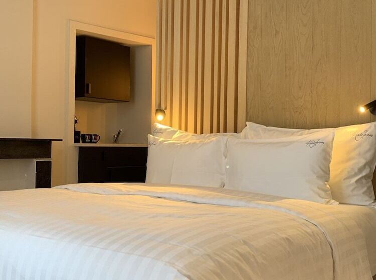 デラックスルーム, Heirloom The Mansion