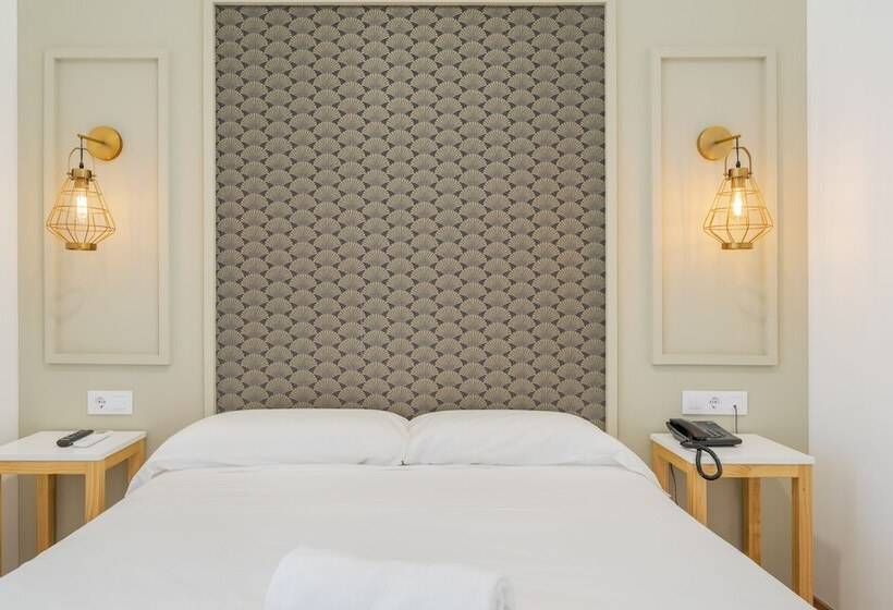 غرفة قياسية, Alda Triacastela