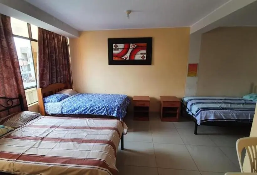 اتاق استاندارد سه نفره, Hostal Refugio S