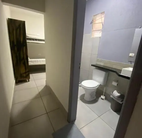 スタンダード４人部屋, Hostel Gravatá