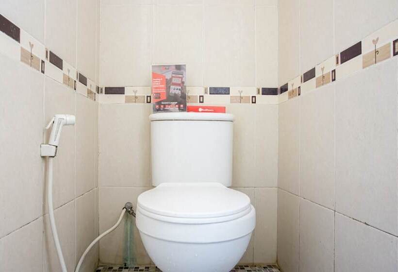 标准间, Reddoorz Near Paralayang Batu