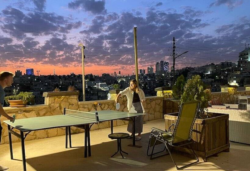 اتاق استاندارد, Carob Hostel