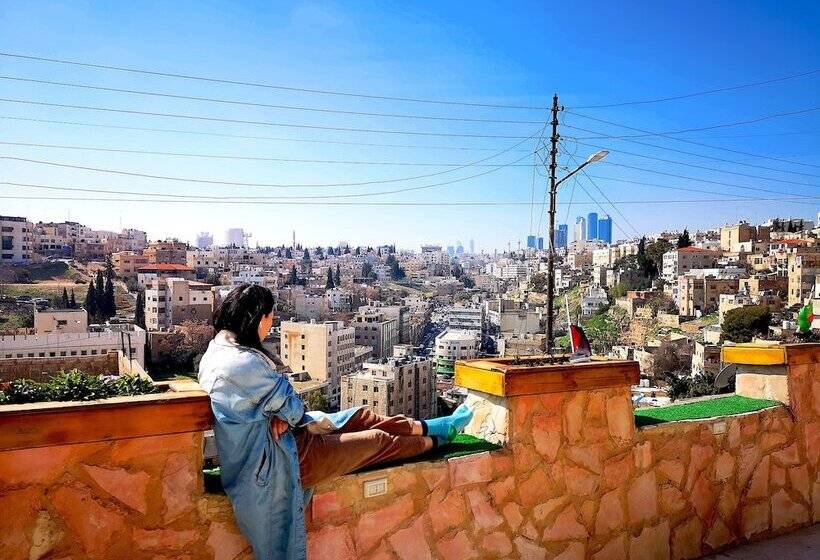 اتاق استاندارد, Carob Hostel