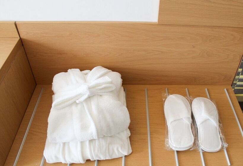 Номер Стандарт, Avenue   Avenue Hotels