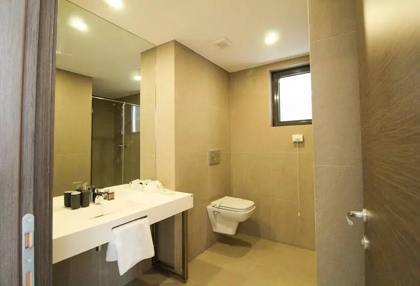Standard-huone, Avenue