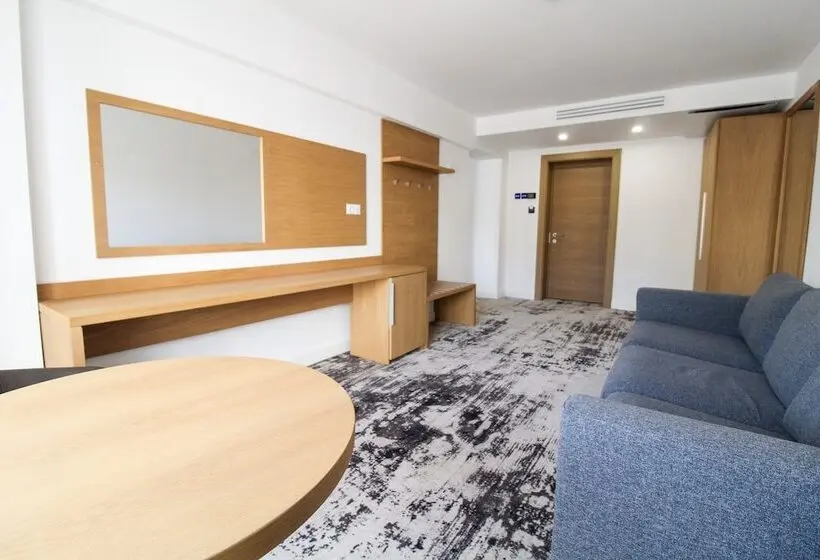 Standard-huone, Avenue