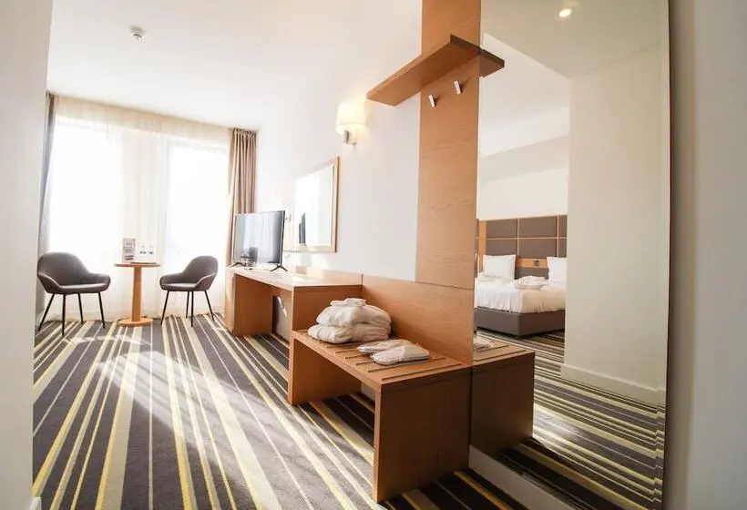 Deluxe-huone, Avenue