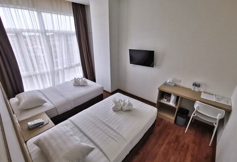 Superior-huone, Green World