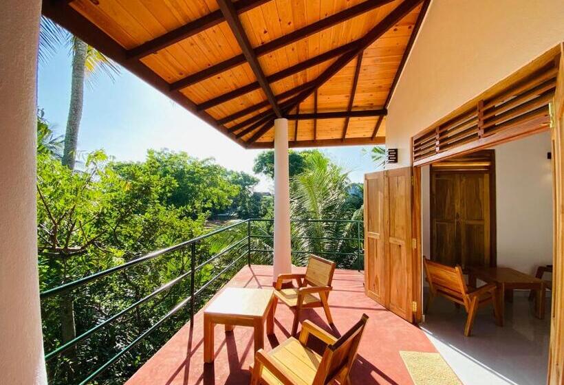 标准间带阳台, Hidden Garden Tangalle