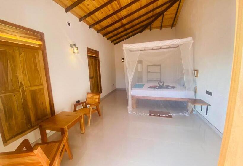 标准间带阳台, Hidden Garden Tangalle