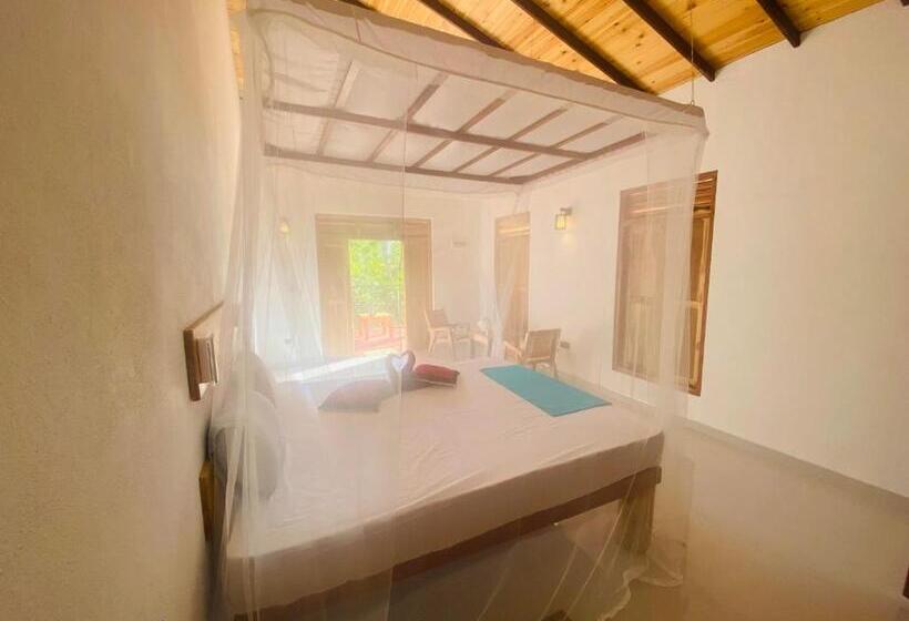 标准间带阳台, Hidden Garden Tangalle