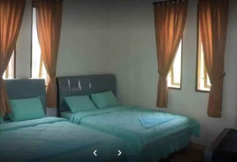 スイート（家族用）, Suite Pakar