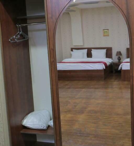 חדר דלוקס לשלושה, Villa Oasis