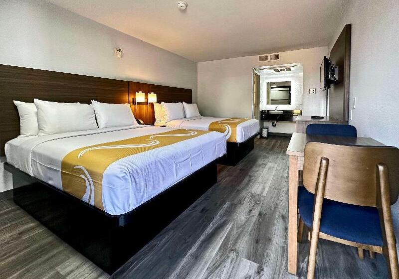 Номер Superior, Novotel Leicester