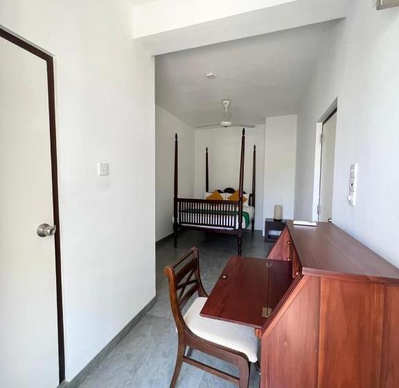 バルコニー付きスタンダードルーム, Vibe Hostels