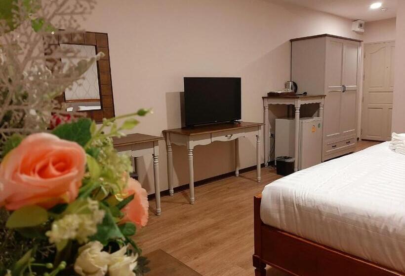 Номер Deluxe Кровать Кинг, J.p.grand