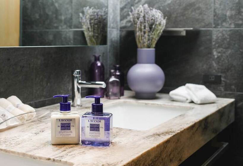 סוויטה, Royal Classic Osaka