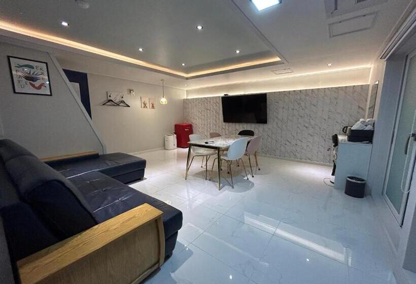 سوئیت پرزیدنت, Heimish