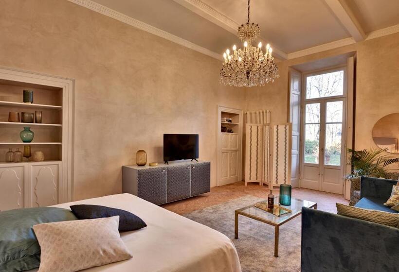 スイート, Dandelion Como Suites & Park