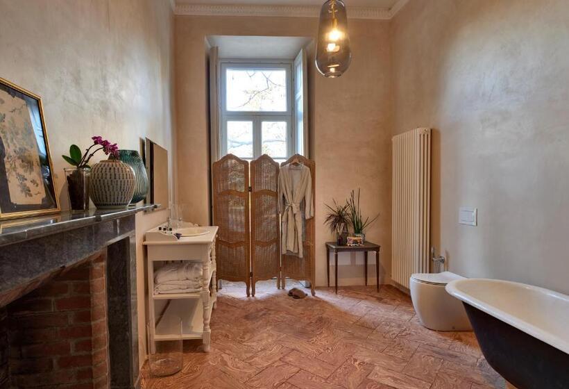 スイート, Dandelion Como Suites & Park