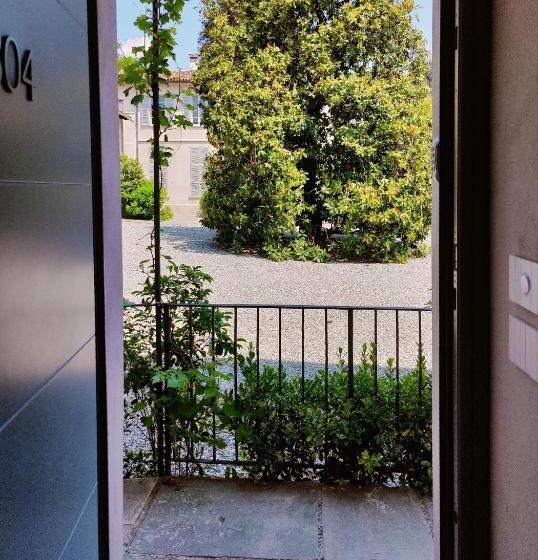 スタンダードルーム, Dandelion Como Suites & Park