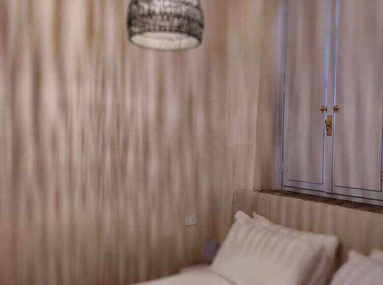 スタンダードルーム, Dandelion Como Suites & Park