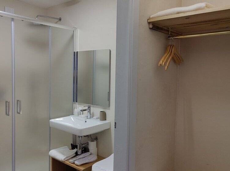 スタンダードルーム, Dandelion Como Suites & Park