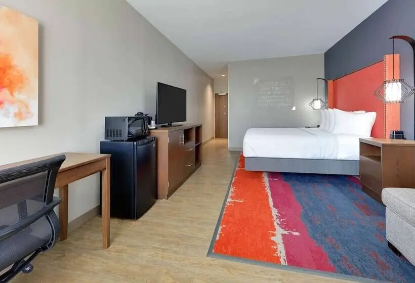 障害者適応デラックスルーム, La Quinta Inn & Suites By Wyndham Lakeway