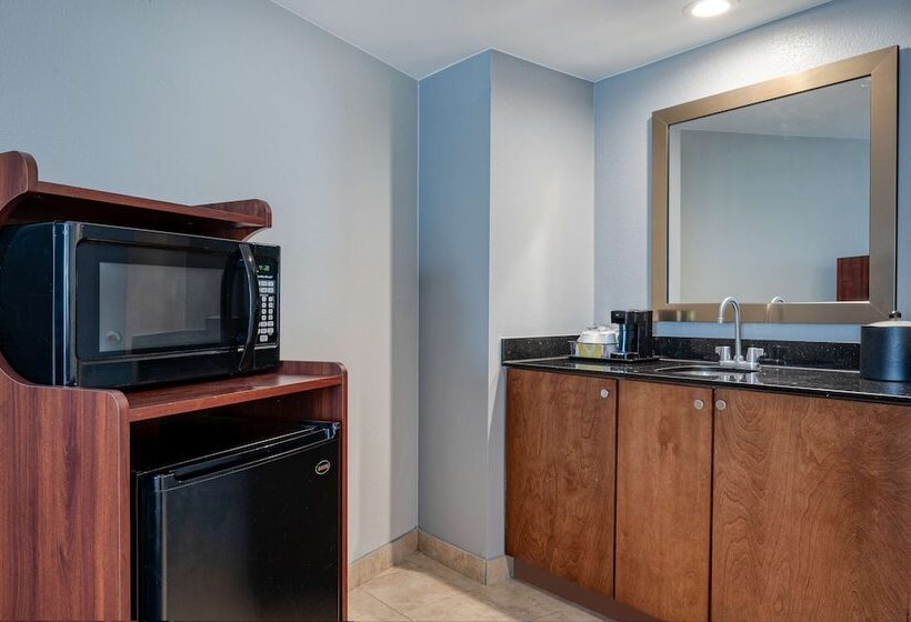 スイート, Hampton Inn Baltimore/white Marsh