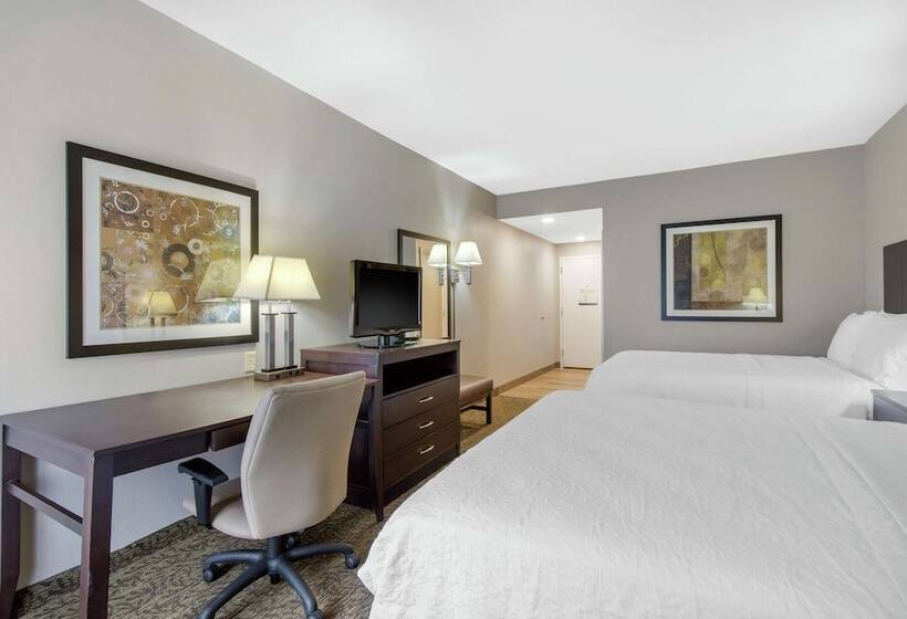 חדר סטנדרט שתי מיטות זוגיות, Hampton Inn Mebane