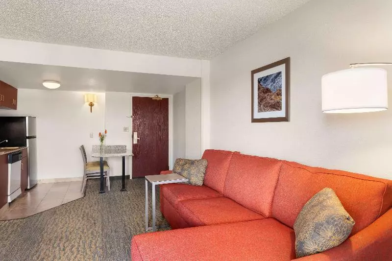 マウンテンビュースイート, Hampton Inn & Suites Denvercherry Creek