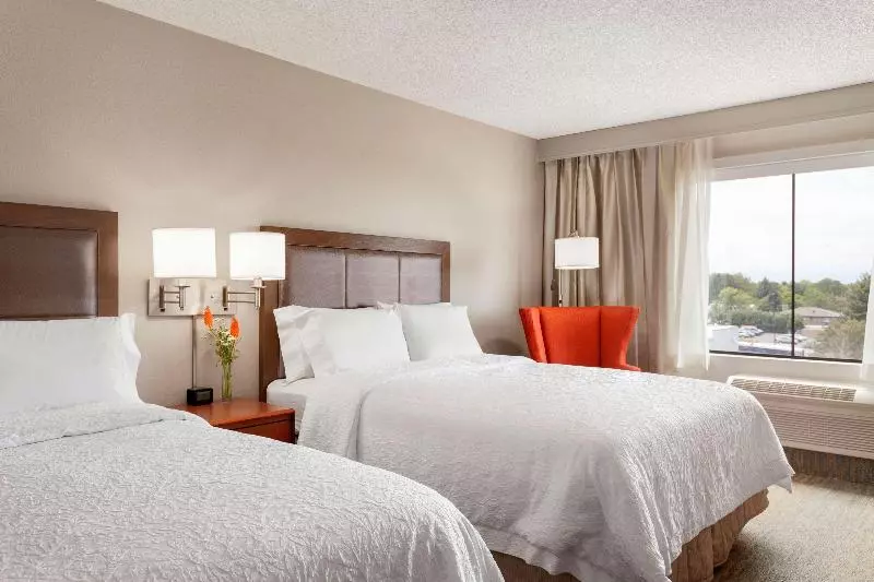 マウンテンビュースタンダードルーム, Hampton Inn & Suites Denvercherry Creek