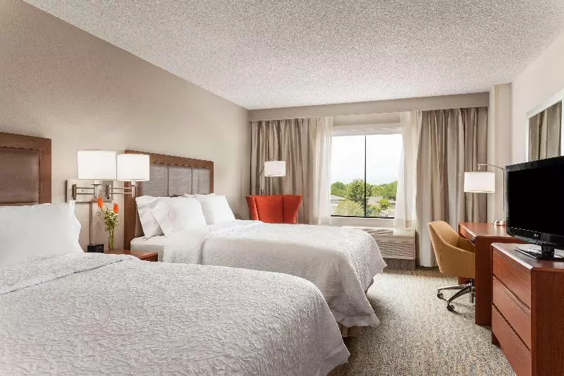 マウンテンビュースタンダードルーム, Hampton Inn & Suites Denvercherry Creek