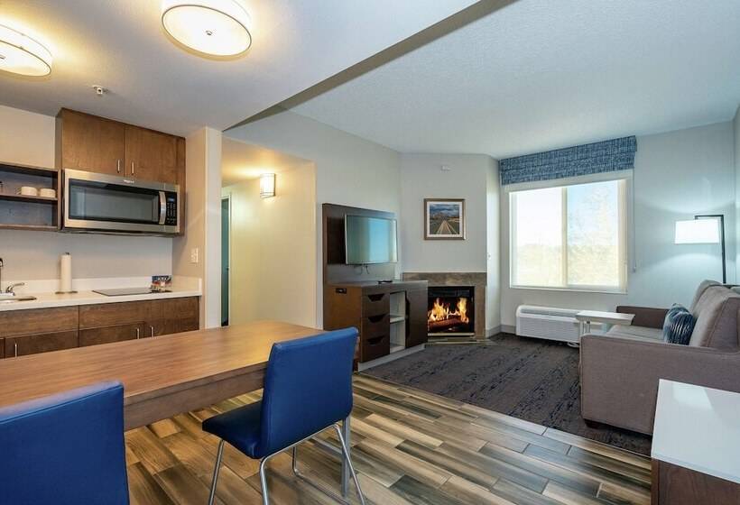 스위트, Hampton Inn & Suites Flagstaff