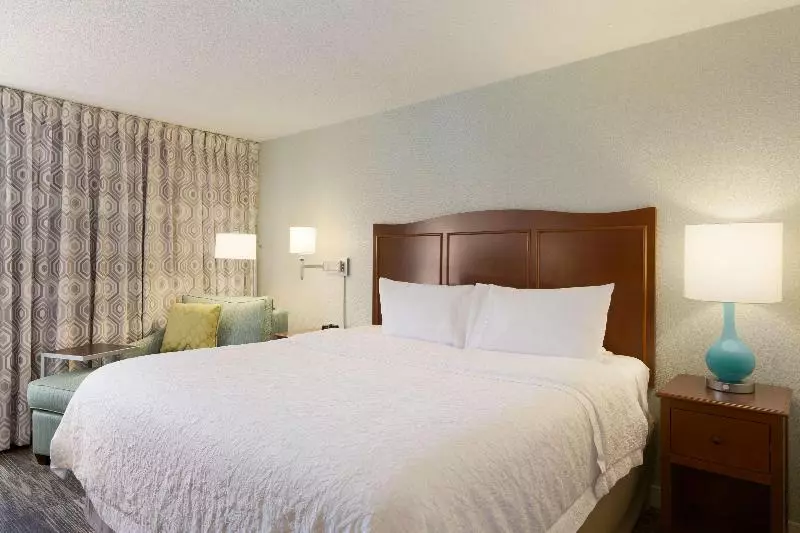 身障者適用スタンダードルーム, Hampton Inn Zanesville