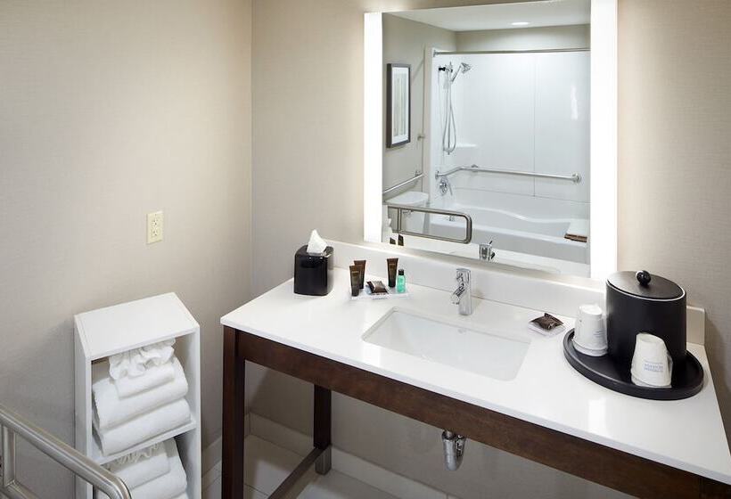 غرفة ديلوكس لذوى الاحتياجات الخاصة, Wingate By Wyndham St. Clairsville/wheeling