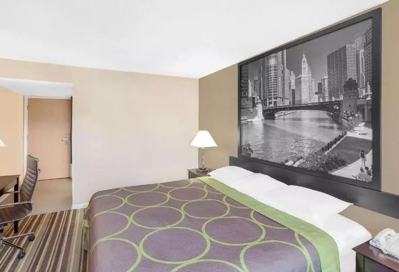 Standard-invahuone King-vuode, Super 8 By Wyndham Morton Grove/chicago