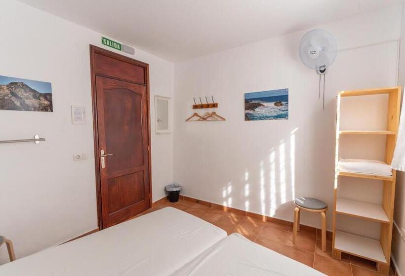 バス共有のスタンダードルーム, Tabaiba Guesthouse