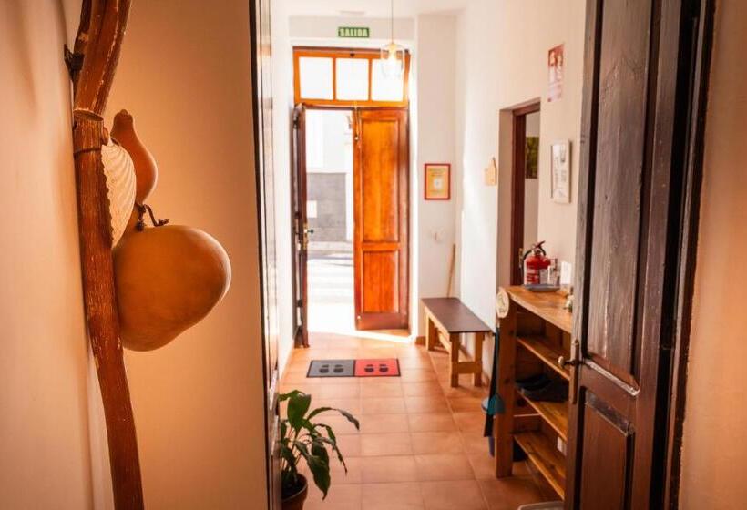 Номер Стандарт Совместная Ванная, Tabaiba Guesthouse