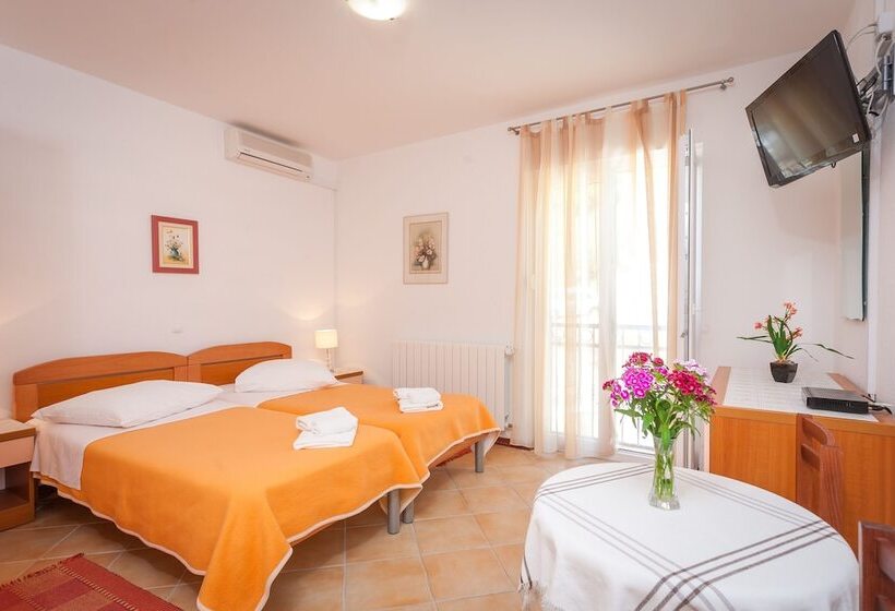 基本间, Guest House Davor Tomas