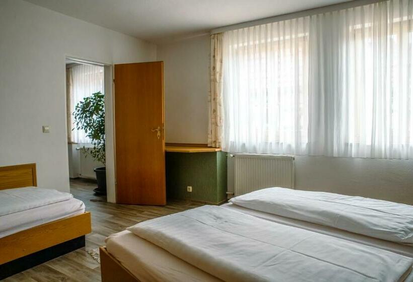 패밀리 스위트, Pension Bergstube