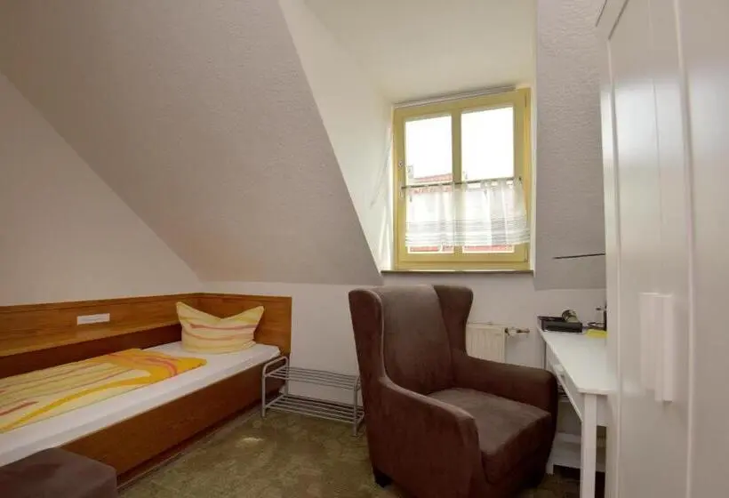 スタンダードシングルルーム, Pension Bergstube