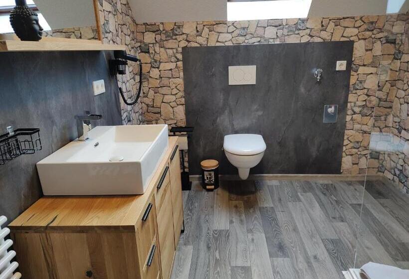 침실 2개 아파트, Pension Bergstube