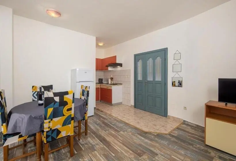 2ベッドルームアパートメント, Apartments Lapida