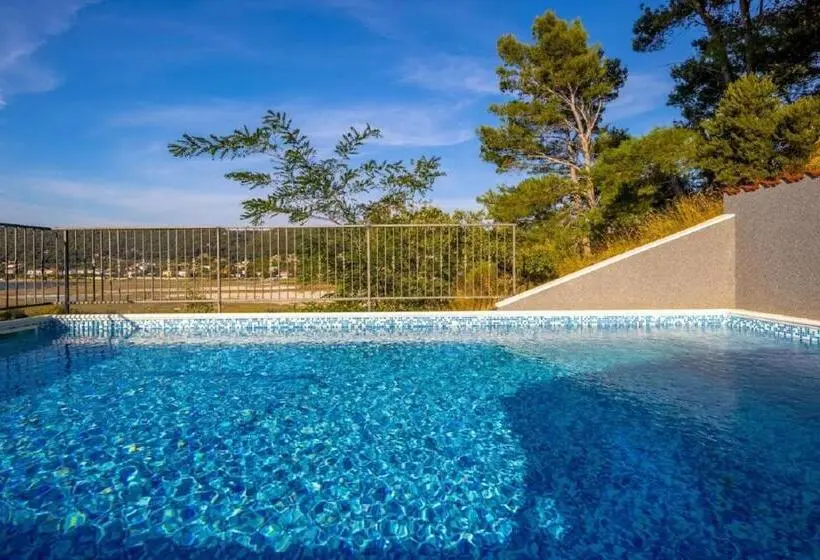 バルコニー付き1ベッドルームアパートメント, Apartments Lapida