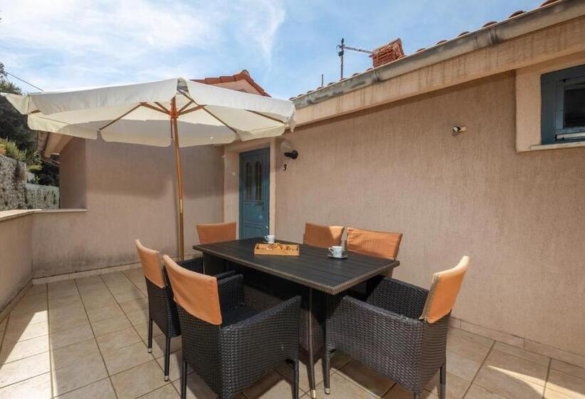 침실 1개 아파트, Apartments Lapida