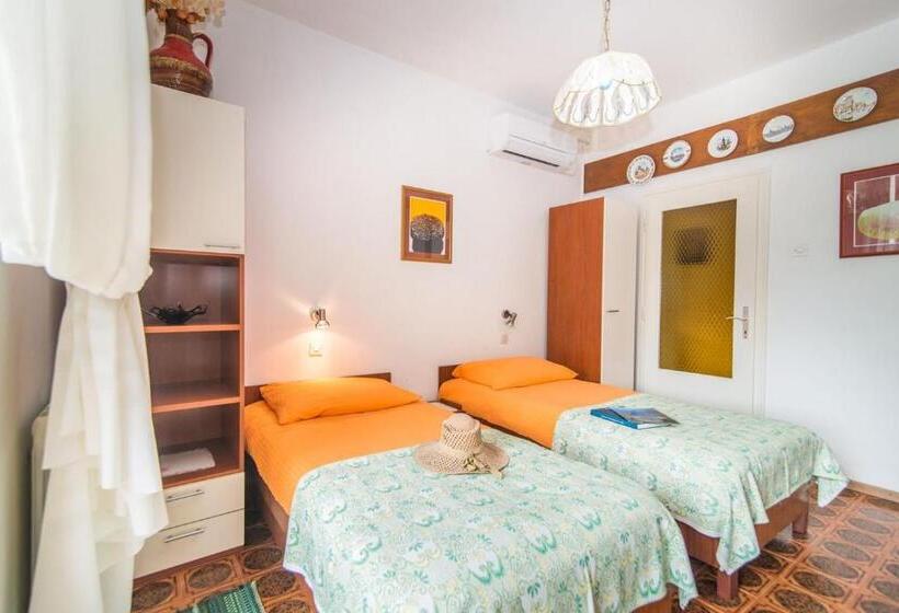 شقة غرفة واحدة, Apartments Ljerka