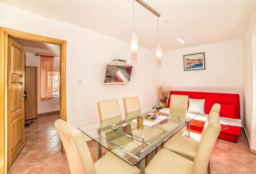 침실 1개 아파트, Apartments Salčinović